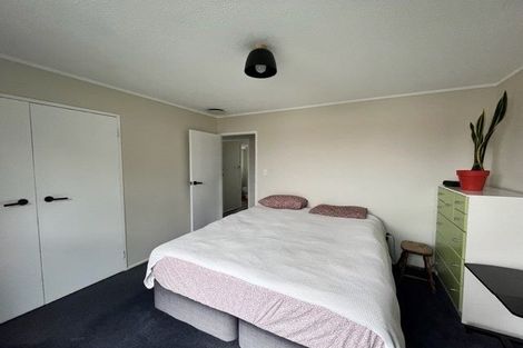 Photo of property in 3 Greenwich Grove, Stokes Valley, Lower Hutt, 5019