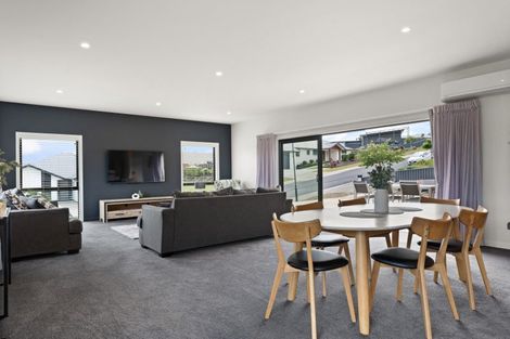 Photo of property in 53 Heathfield Drive, Mosgiel, 9024