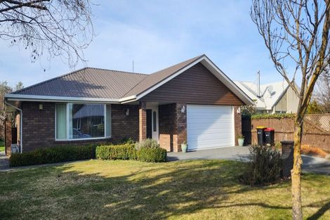 Photo of property in 33 Melford Close, Rangiora, 7400