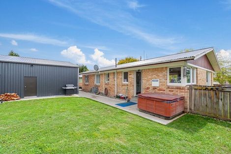 Photo of property in 19 Kenmore Place, Tokoroa, 3420