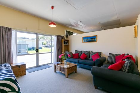Photo of property in 27 Branscombe Street, Johnsonville, Wellington, 6037