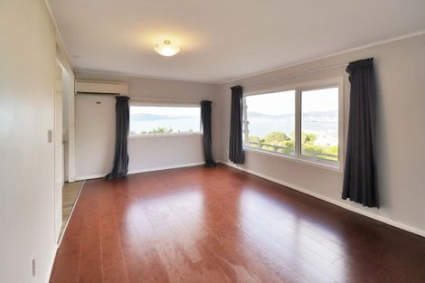 Photo of property in 72u2 Homebush Road, Khandallah, Wellington, 6035
