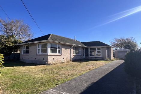 Photo of property in 21 Sandown Crescent, Aranui, Christchurch, 8061