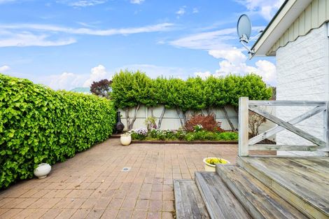 Photo of property in 264 Mairehau Road, Burwood, Christchurch, 8083
