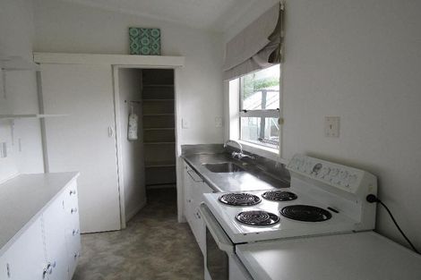 Photo of property in 4 Kereru Street, Two Mile Bay, Taupo, 3330