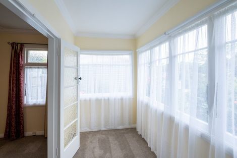 Photo of property in 19 Page Street, Stratford, 4332