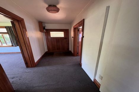 Photo of property in 25 Wairau Road, Picton, 7220