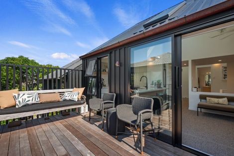 Photo of property in 21 Hauraki Road, Hauraki, Auckland, 0622