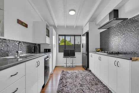 Photo of property in 19 Finsbury Street, Islington, Christchurch, 8042