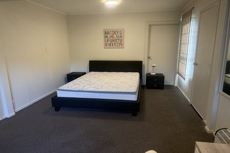 Photo of property in 389 Yaldhurst Road, Russley, Christchurch, 8042