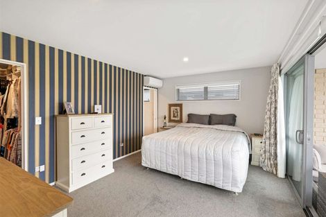 Photo of property in 5 Denton Street, Amberley, 7410