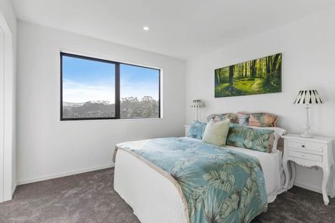 Photo of property in 40 San Prospero Crescent, Henderson, Auckland, 0612