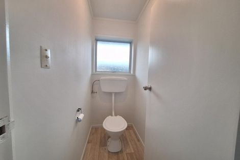 Photo of property in 1/468 Swanson Road, Ranui, Auckland, 0612
