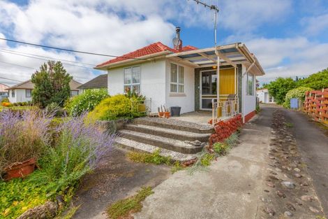 Photo of property in 25 Bibby Street, Waipawa, 4210