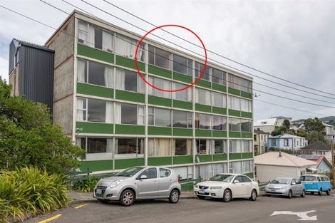 Photo of property in Beresford Apartments, 18/118u Russell Terrace, Berhampore, Wellington, 6023