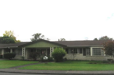 Photo of property in 2 Matuhi Rise, Henderson, Auckland, 0612