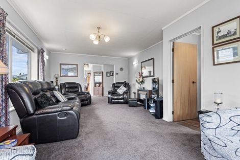 Photo of property in 3 Fairs Road, Milson, Palmerston North, 4414