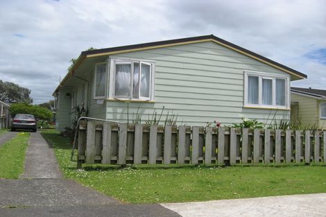 Photo of property in 60 Kemble Close, Mangere, Auckland, 2022