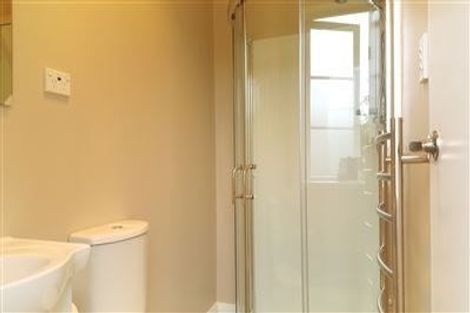 Photo of property in 22 Piko Crescent, Riccarton, Christchurch, 8041