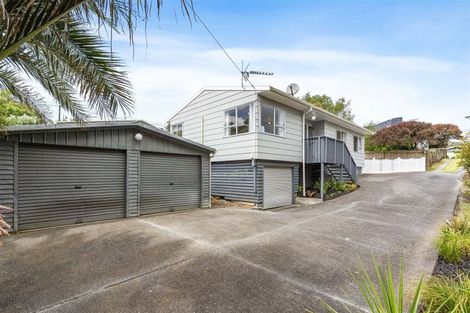 Photo of property in 23 Tawa Road, Te Atatu Peninsula, Auckland, 0610