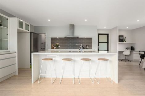 Photo of property in 120 Navigation Drive, Whitby, Porirua, 5024