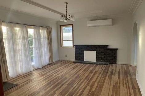 Photo of property in 7 Abbotleigh Avenue, Te Atatu Peninsula, Auckland, 0610