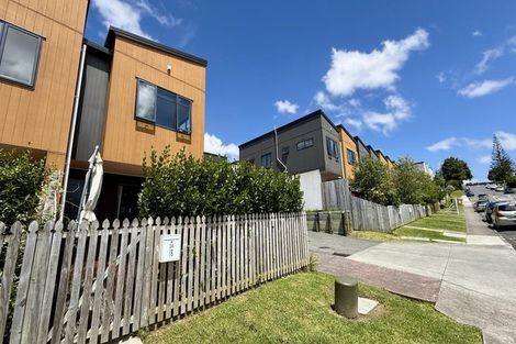 Photo of property in Rf202b, 36/18 Hewlett Road, Massey, Auckland, 0614
