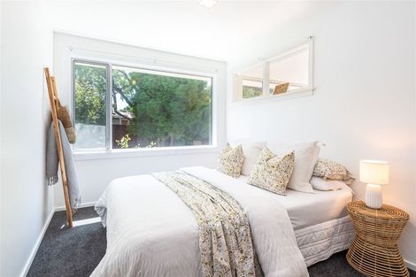 Photo of property in 8 Camberwell Place, Avonhead, Christchurch, 8042