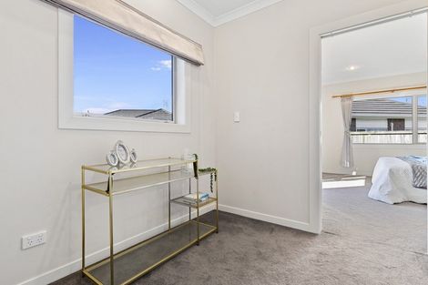 Photo of property in 27 Teatree Close, Huntington, Hamilton, 3210