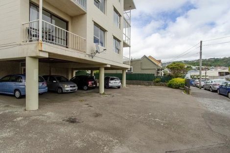 Photo of property in 26f4 Normanby Street, Newtown, Wellington, 6021