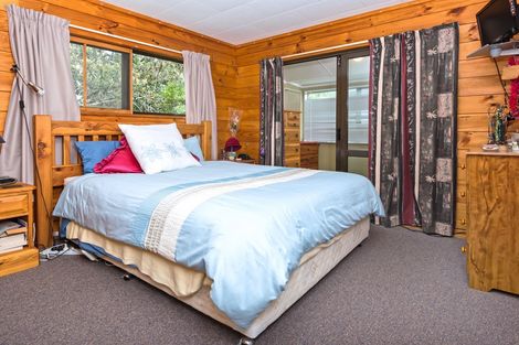 Photo of property in 33 Mellsop Avenue, Waiuku, 2123