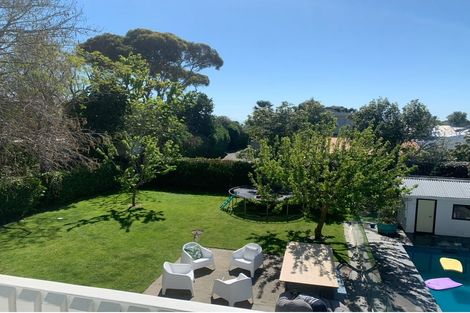 Photo of property in 327 Clifton Road, Te Awanga, 4102