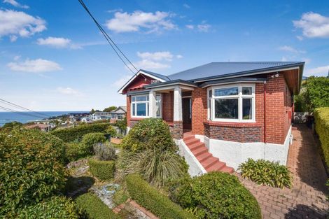 Photo of property in 49 Earls Road, Saint Clair, Dunedin, 9012
