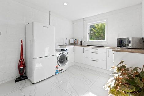 Photo of property in 213 Hobsonville Road, Hobsonville, Auckland, 0618