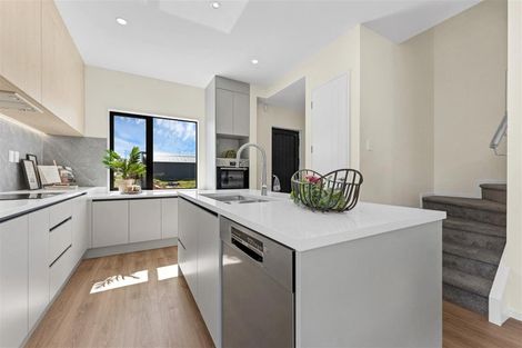 Photo of property in 20 Piringa Road, Pukekohe, 2120