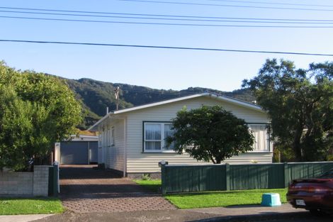 Photo of property in 23 Karamu Crescent, Wainuiomata, Lower Hutt, 5014