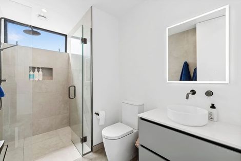 Photo of property in 7 Fern Burn Close, Wanaka, 9305