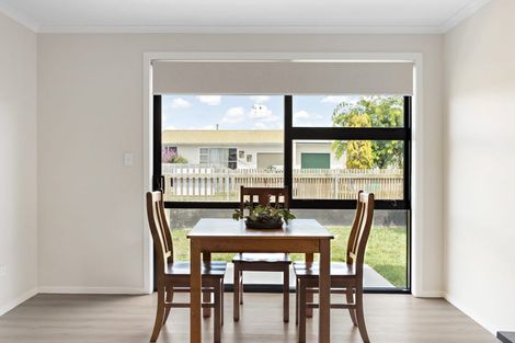 Photo of property in 2u2 Grange Avenue, Nawton, Hamilton, 3200