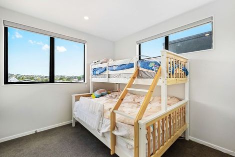 Photo of property in 45 Ivy Nola Way, Henderson, Auckland, 0612