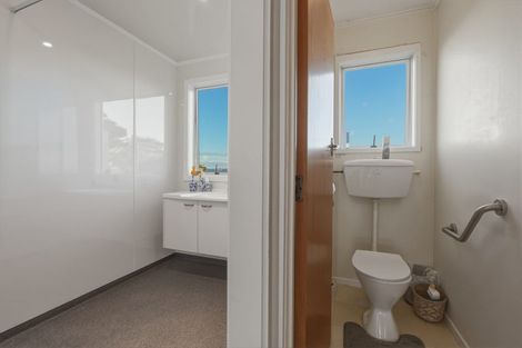 Photo of property in 31 Doves Bay Road, Kerikeri, 0294