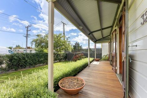 Photo of property in 32 Dunstan Street, Otaki, 5512