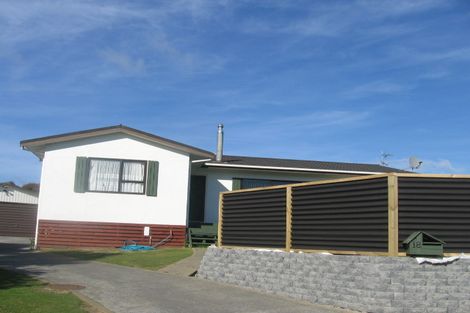 Photo of property in 18 The Yardarm, Whitby, Porirua, 5024