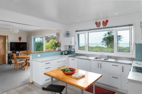 Photo of property in 77 Trewavas Street, Motueka, 7120