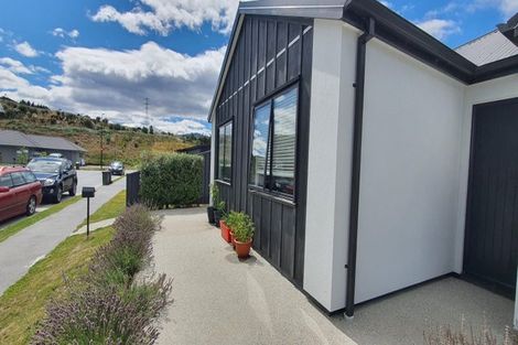 Photo of property in 51a&b Peterley Road, Lower Shotover, Queenstown, 9304