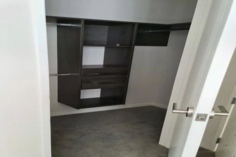 Photo of property in 65 Masons Road, Oteha, Auckland, 0632