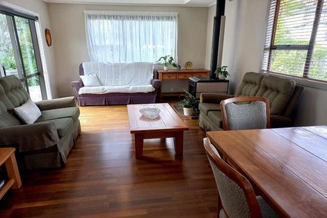 Photo of property in 11 Wilkinson Way, Browns Bay, Auckland, 0630