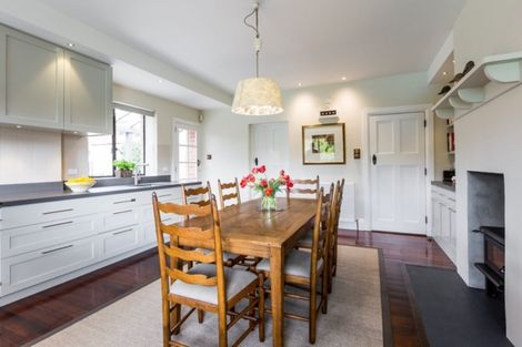 Photo of property in 36 Breadalbane Road, Havelock North, 4130