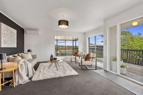 Photo of property in 1/41 Shanaway Rise, Hillcrest, Auckland, 0627