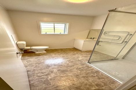 Photo of property in 4/2 Routley Drive, Glen Eden, Auckland, 0602