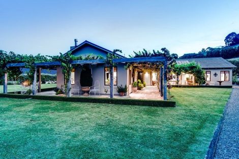 Photo of property in 99 Kent Terrace, Taradale, Napier, 4112